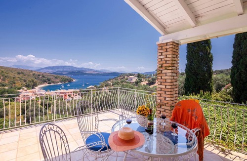 Agios Stefanos Villa | Villa Kerkyra by Villa Plus