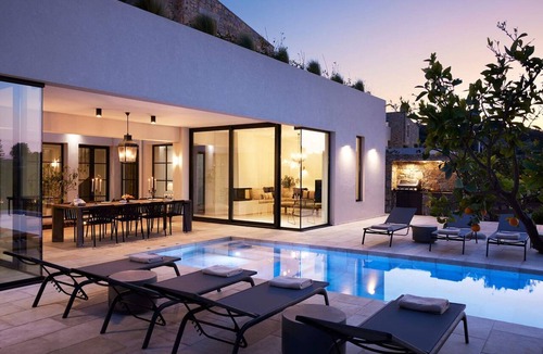 Skaleta Villa | Villa Livani, Prinos | Sleeps 12 | Heated Pool | Peaceful Countryside Retreat