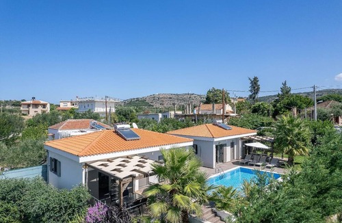 Armenoi Villa | Villa Memories - Four Bedroom Villa, Sleeps 8