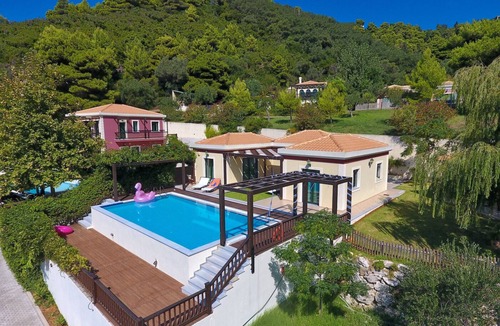 Sinarades Villa | Villa Nepheli