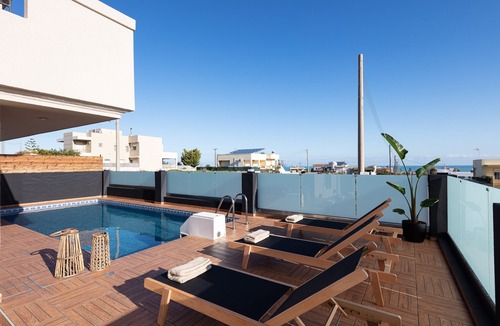 Vathianos Kampos Villa | Villa Nero with private pool