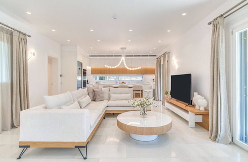 Paros Villa | Villa Raphael - Luxury and Serenity in Paros