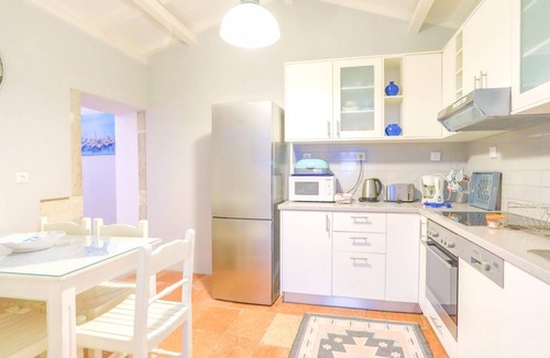 Kavalleraina Villa | Villa Regina in Kentroma