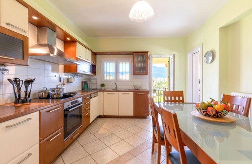 Dassia Villa | Villa Spyrelia in Dassia