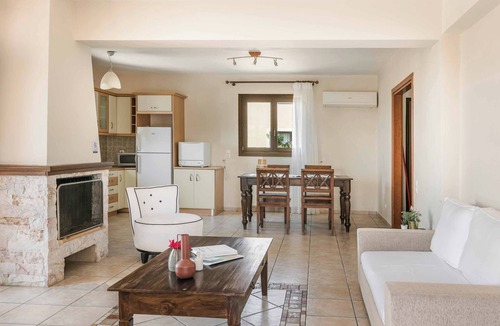 Kaligata Villa | Villa Theodoros - Three Bedroom Villa, Sleeps 6