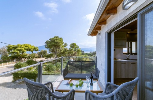 Lefkada Town Villa | Villa with Sea View, Shared Garden & Wi-Fi
