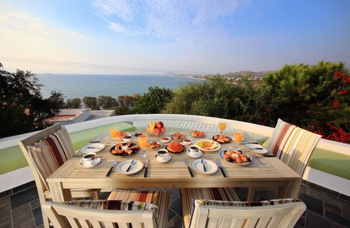 Maragas Villa | Villa Yellow. Inviting you to discover it with every moment Villa Paradise Hotel