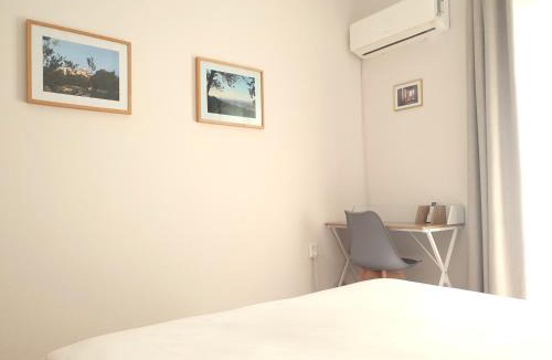 Ampelokipoi Apartment | Vintage Chic