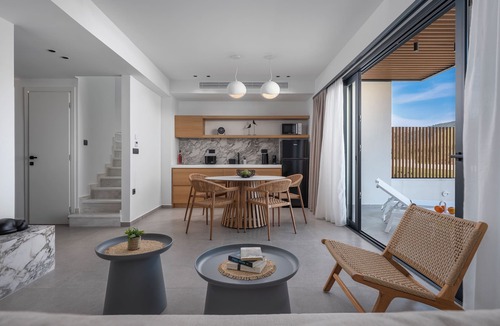 Sarti Villa | Viridian Exclusive Villas