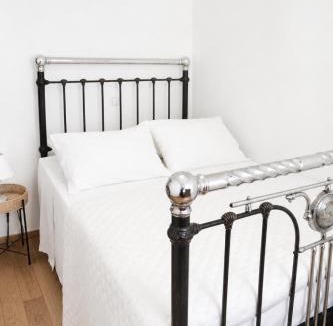 Tinos Apartment | Visinokipos House
