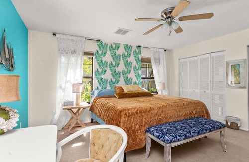 Ormond Beach House | WATERFRONT Kayakers Dream nature lover cottage