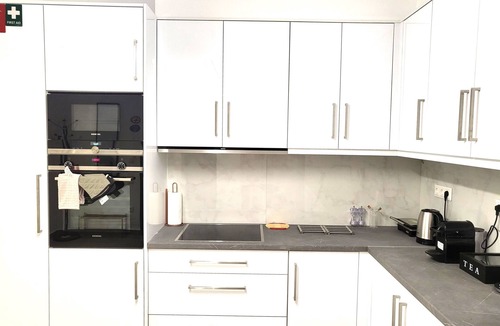 Kinosargous Apartment | ​Whole Floor 6-Guest Apt· 180m Metro & Acropolis