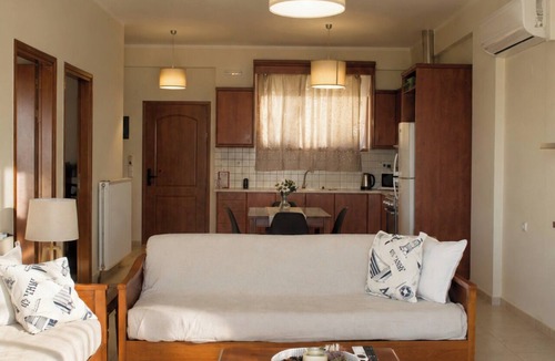 Kolymvari Hotel | Xristinas Apartments