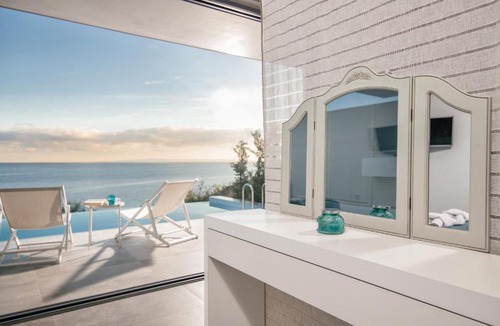 Xirokastello Villa | Zante Fiore Suites