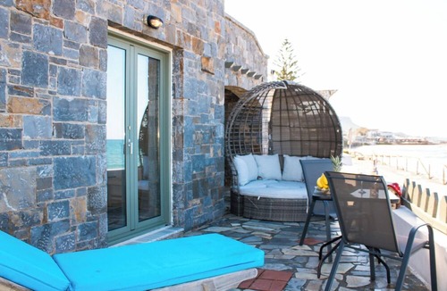Kokkini Chani House | Zen Beachfront Suite