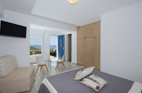 Houlakia House | Zephyrus Apartment