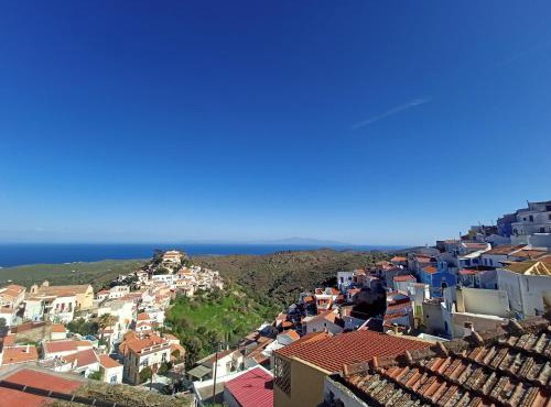 Στη Μεσσάδα. Sti Messada.