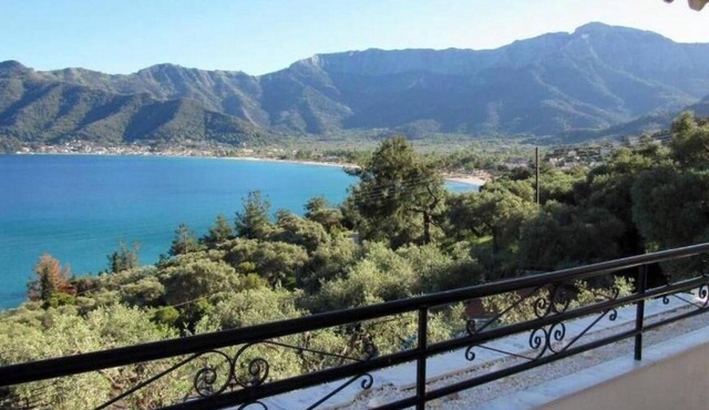 1 Bedroom Apartment with Sea View in Chrysi Ammoudia