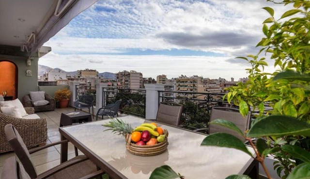 165 sm 4BR Penthouse Maisonette Apartment