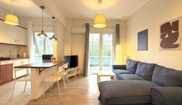 1BR next to Pasalimani, Marina Zeas & Hospital