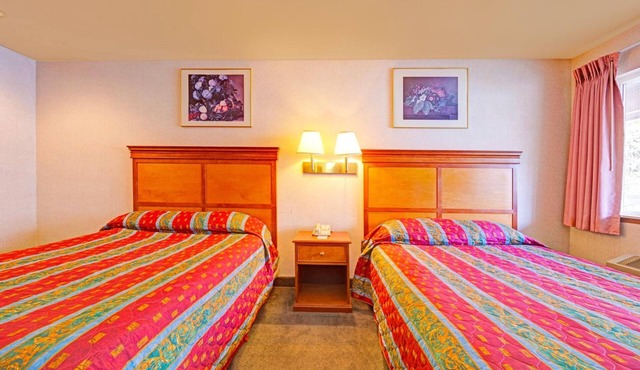 2 Tranquil Units Near Columbia River Gorge | Skamania County Fairgrounds - 0.7mi in Stevenson