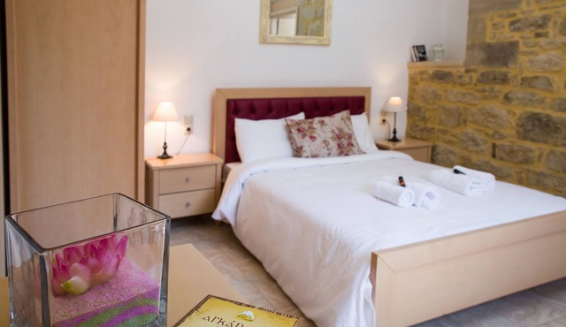 Agarathos Traditional Rooms