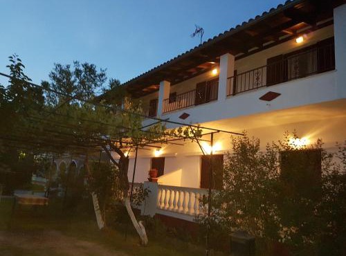 Alexandros Studios Messonghi