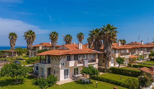 Algaia Blue 3BR, 2 Baths & Parking | AD Residencies Sea View Maisonette Potidea