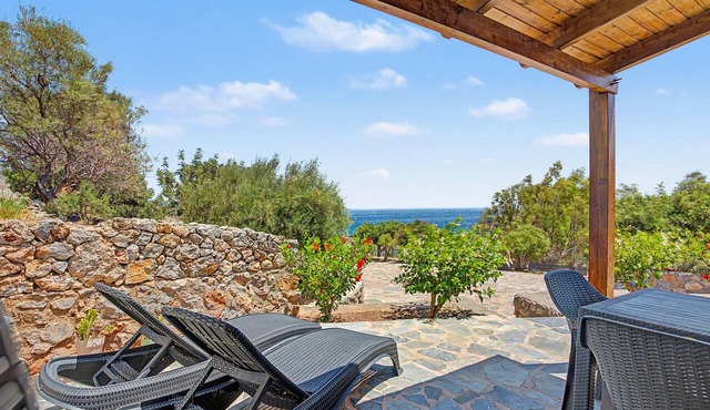 Alkioni Apartments Kato Zakros – Sea Views, 2 Apartments for 4 Guests