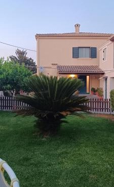 All season House