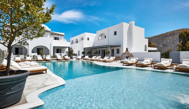 Amara Suites Santorini