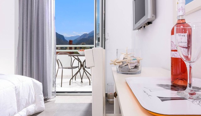 Angela Studios & Apartments