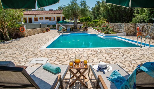 APHRODITE studios & apt with pool