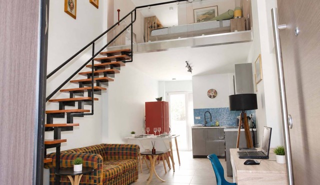 Athens Mets Loft - Cozy Urban Gem, Park Views