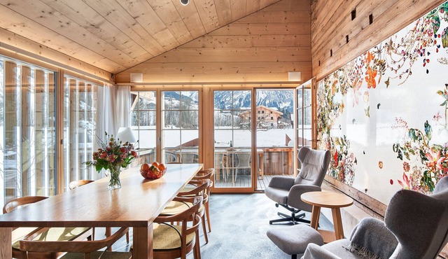 Authentic, comfortable chalet near Gstaad with breathtaking views in Feutersoey