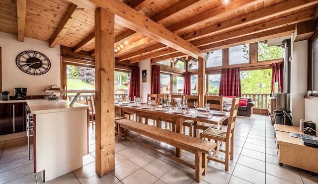 Beausejour - Spacious chalet for 15 persons in MORZINE