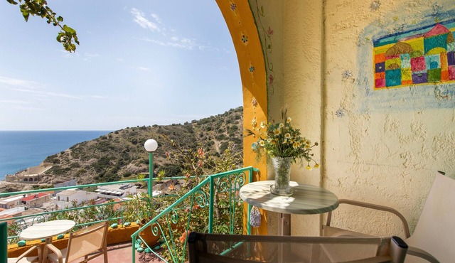 Bed and Breakfast 'Double Room No 103 Sea View' with Sea View, Wi-Fi and Air Conditioning