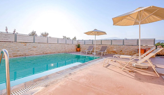 BH326 - C - Villa Rethymno