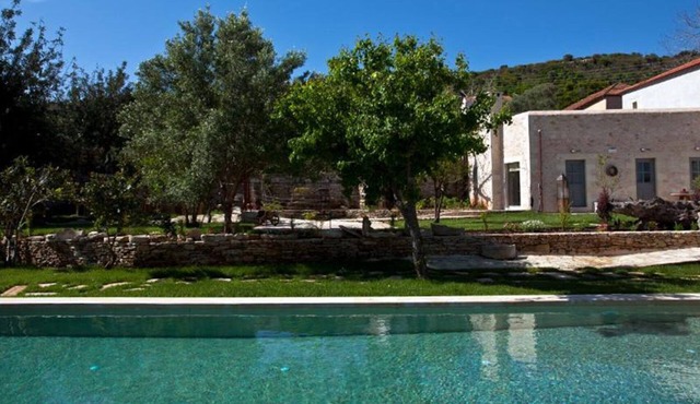 BH429 - R - Villa Chania