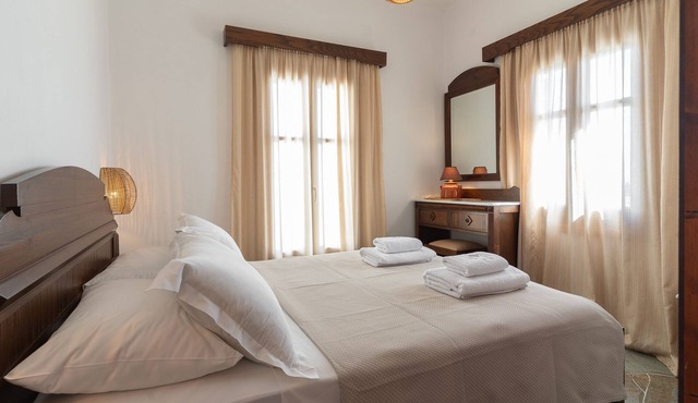Bougainvillea - Mirsini Apartments in Sifnos