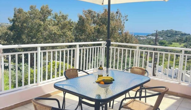 Bougainvillea Retreat above Faliraki-Stunning views from terraces,private garden