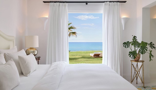 Caramel, A Resort to Live