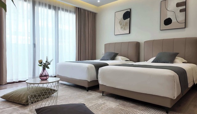 CC LUX Standard Twin Room 201