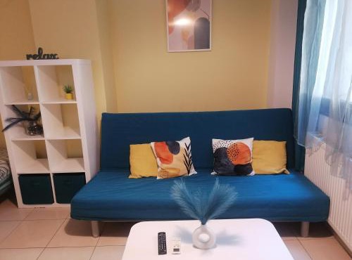 Central Modern Studio