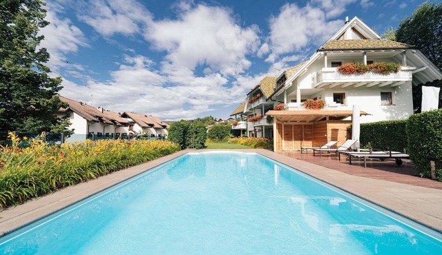 Charming Apartment "Steppe" in Villa Anina with Pool in Klobenstein/ Ritten