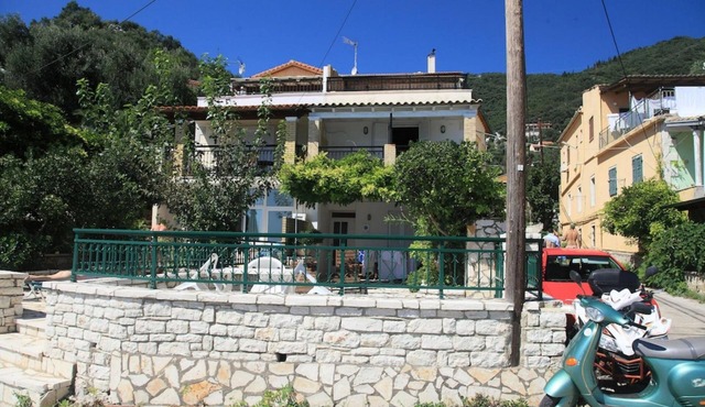 Chrissa in Katavolos