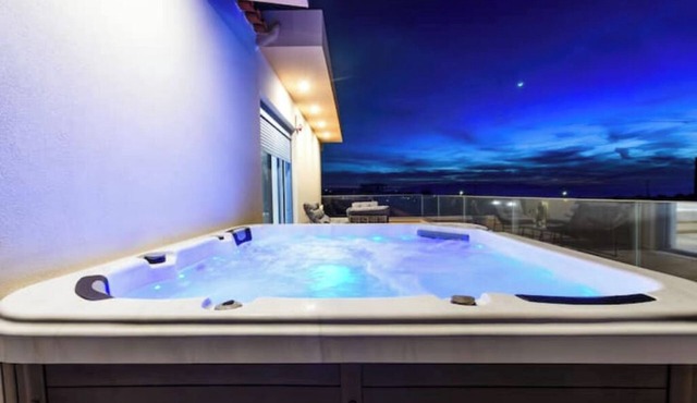 Cindy Luxury Villas Crete (Green)
