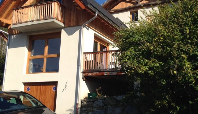 Comfortable house 10 pers 160m2 10 min from the resorts of Prapoutel and Pipay in Les Adrets