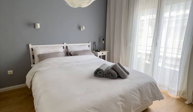 Comfortable, Prime Location, Super Fast Internet