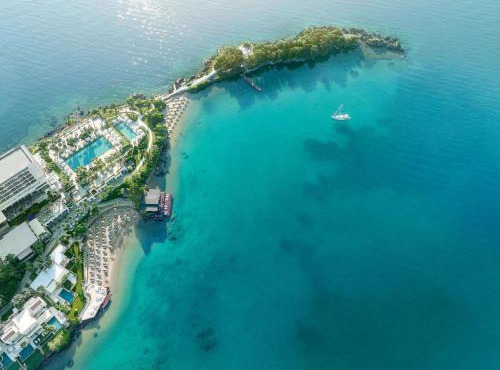 Corfu Imperial, A Resort to Live